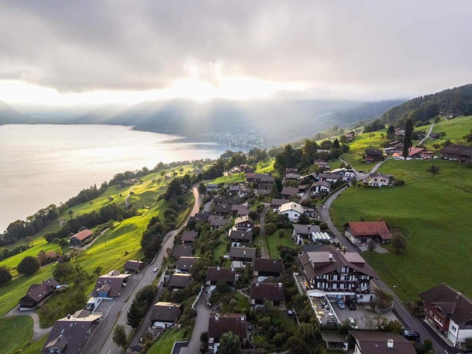 Eva'S Seeblick Krattigen Esterno foto